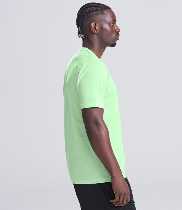 WH-BLANK-TS-UN-MelonGreen-model-right Sport Tshirt, Melon Green